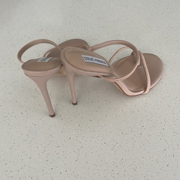 Steve Madden nude heels size 8m - Picture 4 of 5